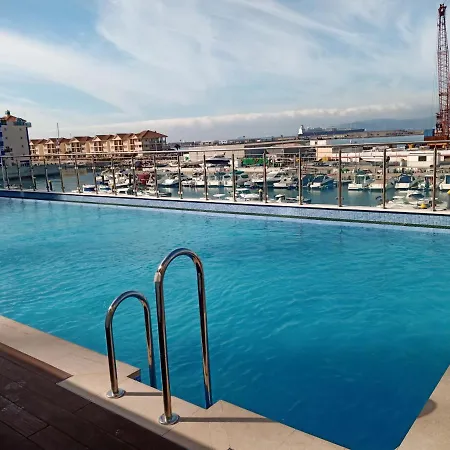 Kings Wharf Studio: Retreat With Pools And Gym *