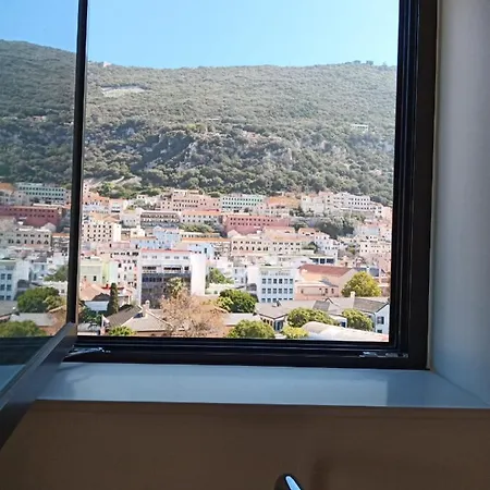 Kings Wharf Quay29 - Large With 3 Pools - Gym - Rock Views - And Short Let In Gibraltar